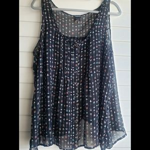 Bohemian Boho Arrow Pattern split back tank top